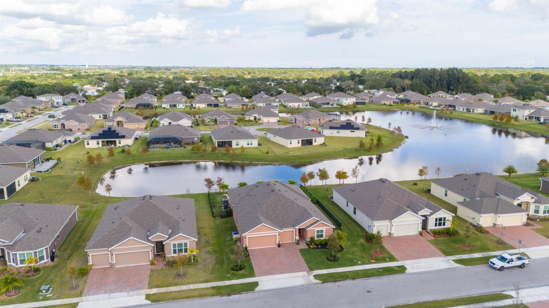 6 52nd Square, Vero Beach, FL 32968 Photo