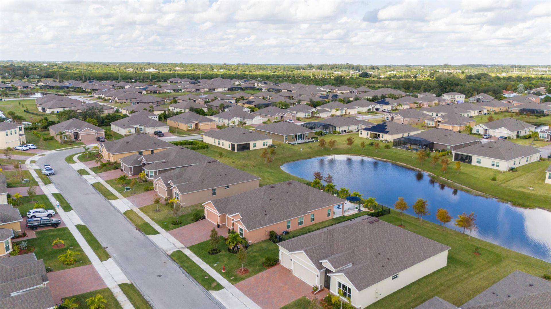 6 52nd Square, Vero Beach, FL 32968 Photo