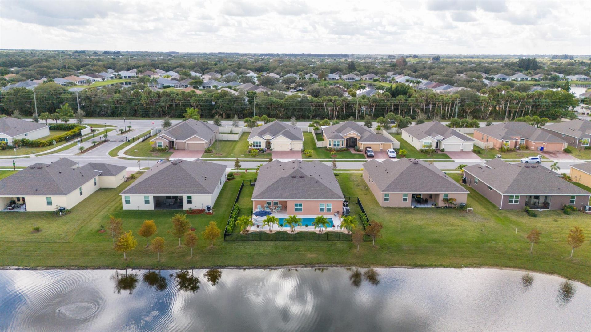 6 52nd Square, Vero Beach, FL 32968 Photo