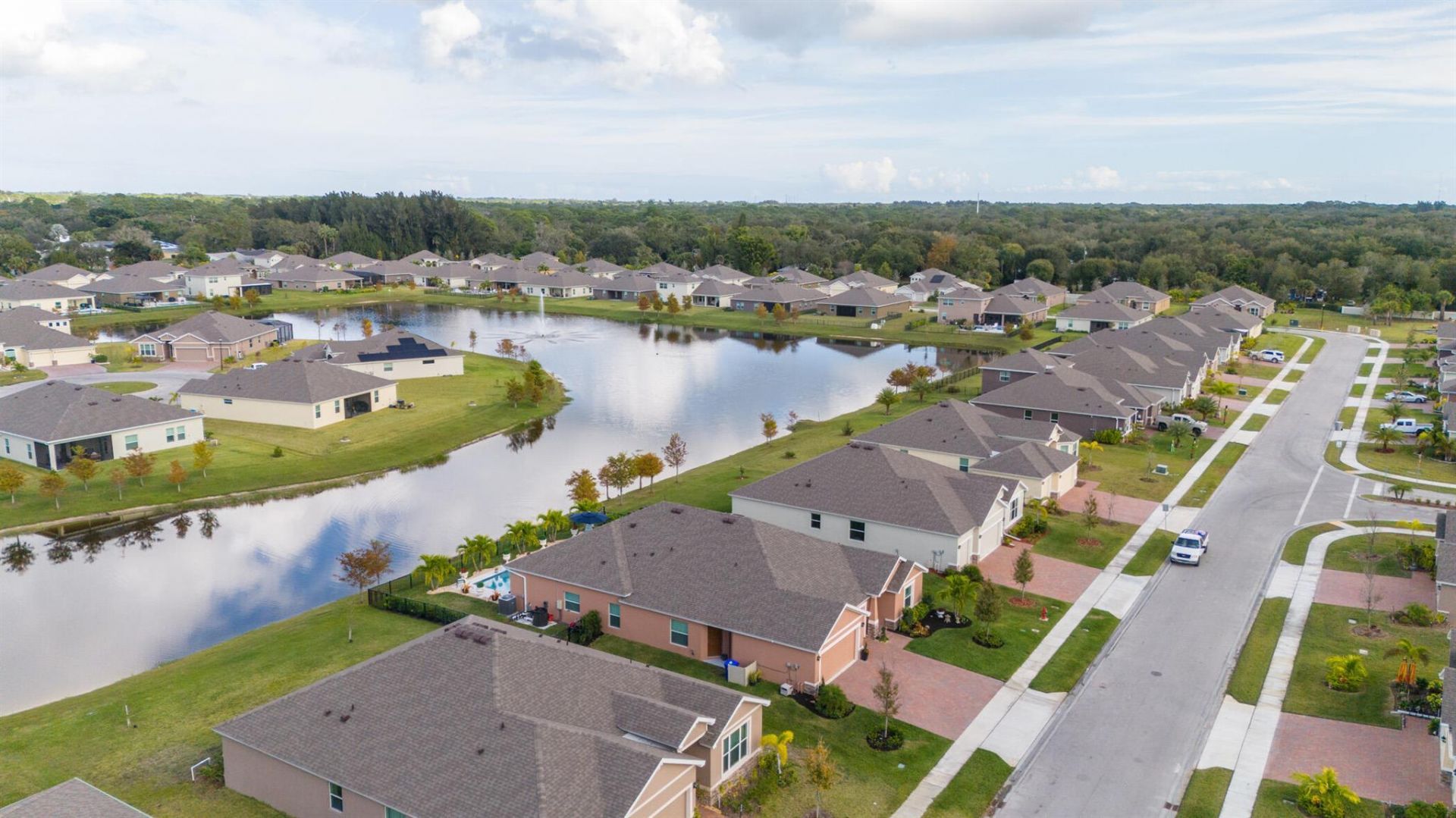 6 52nd Square, Vero Beach, FL 32968 Photo