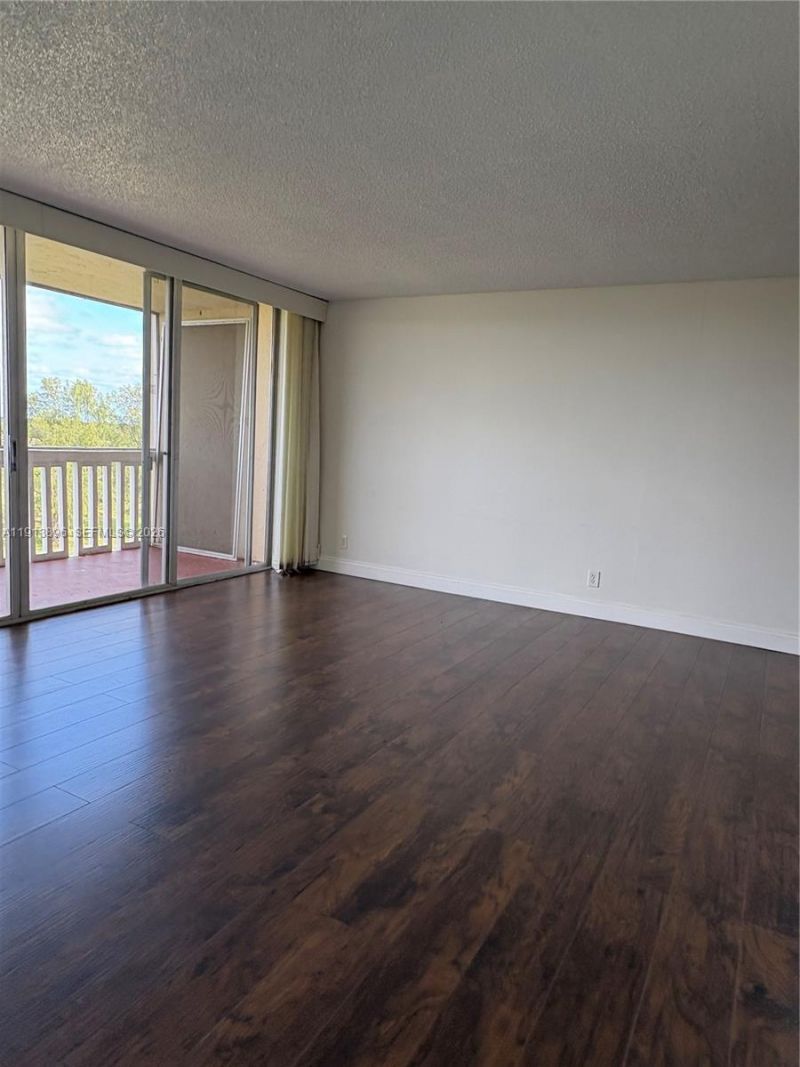 7051 Environ Blvd, Unit 632, Lauderhill, FL 33319 Photo