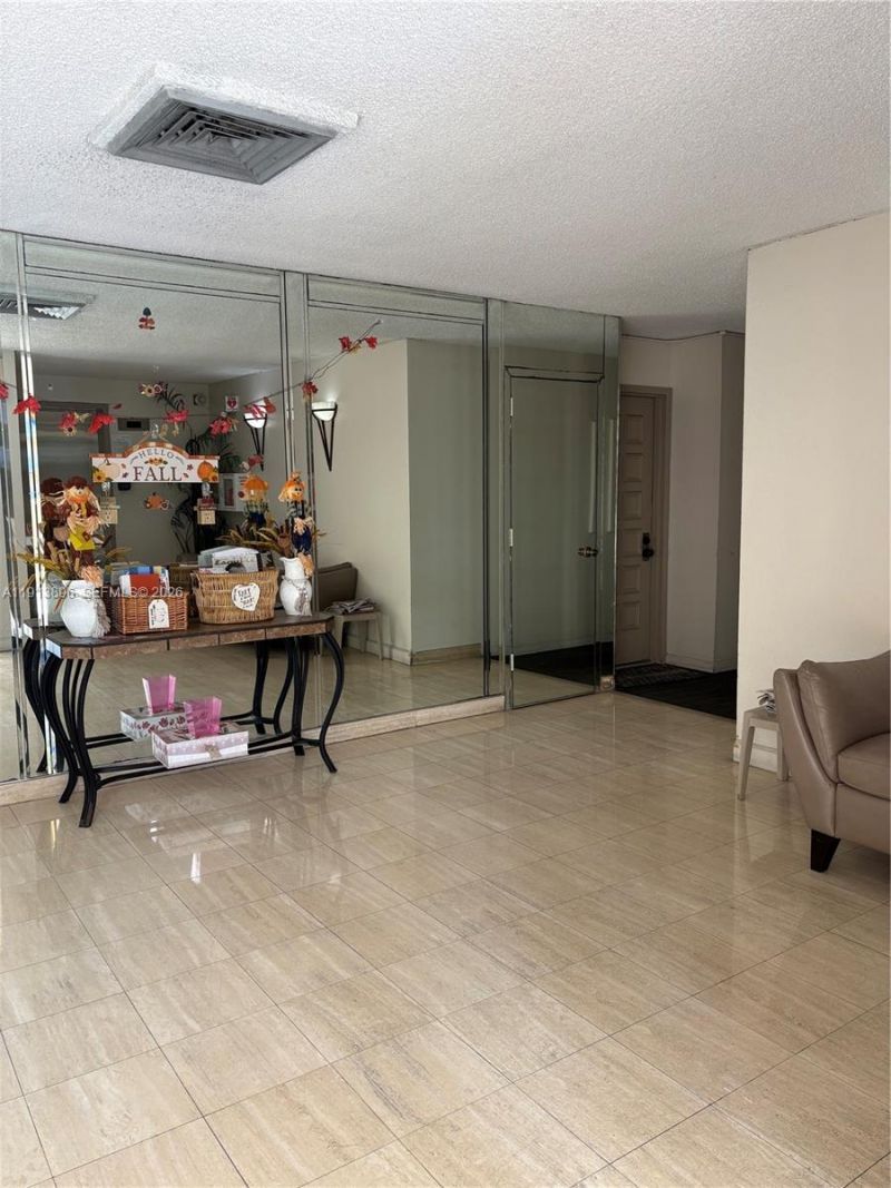 7051 Environ Blvd, Unit 632, Lauderhill, FL 33319 Photo