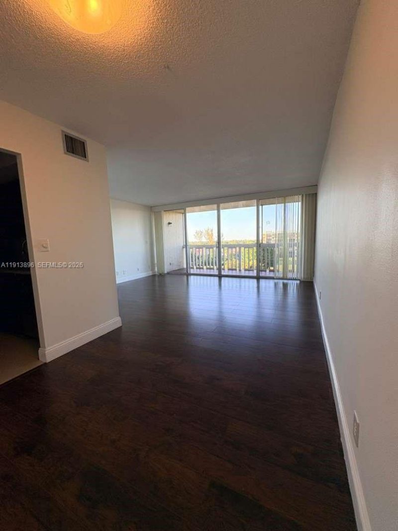 7051 Environ Blvd, Unit 632, Lauderhill, FL 33319 Photo