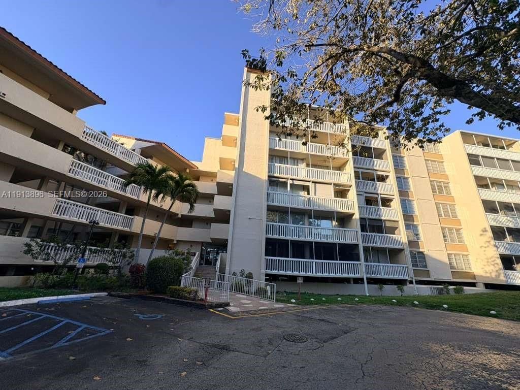 7051 Environ Blvd, Unit 632, Lauderhill, FL 33319 Photo