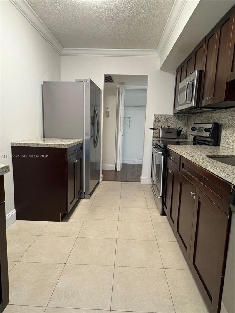 7051 Environ Blvd, Unit 632, Lauderhill, FL 33319 Photo