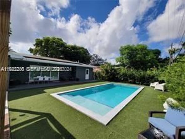 12125 NE 2nd Ave, North Miami, FL 33161