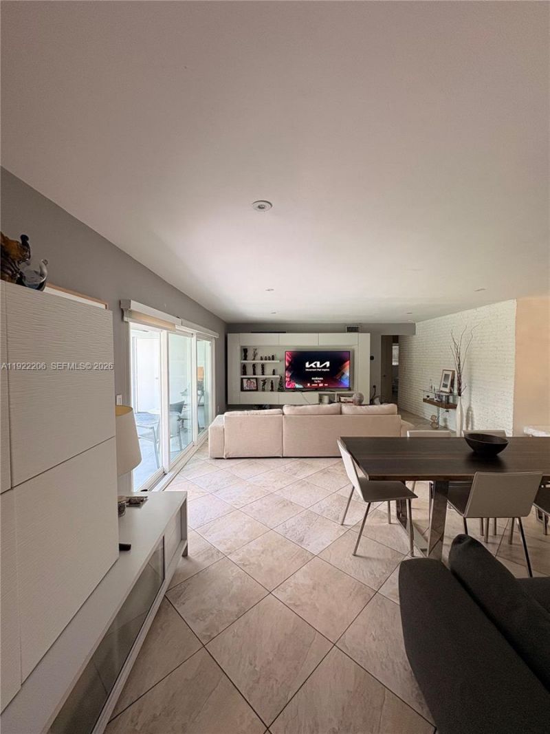 12125 NE 2nd Ave, North Miami, FL 33161 Photo