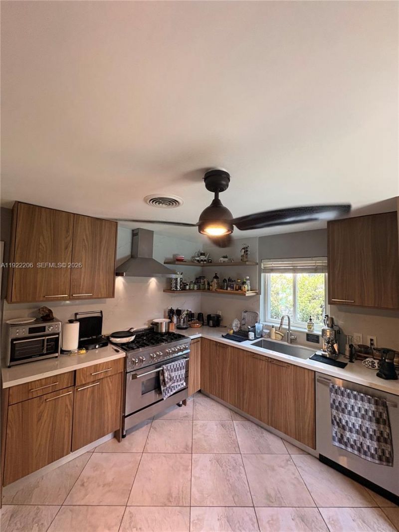 12125 NE 2nd Ave, North Miami, FL 33161 Photo