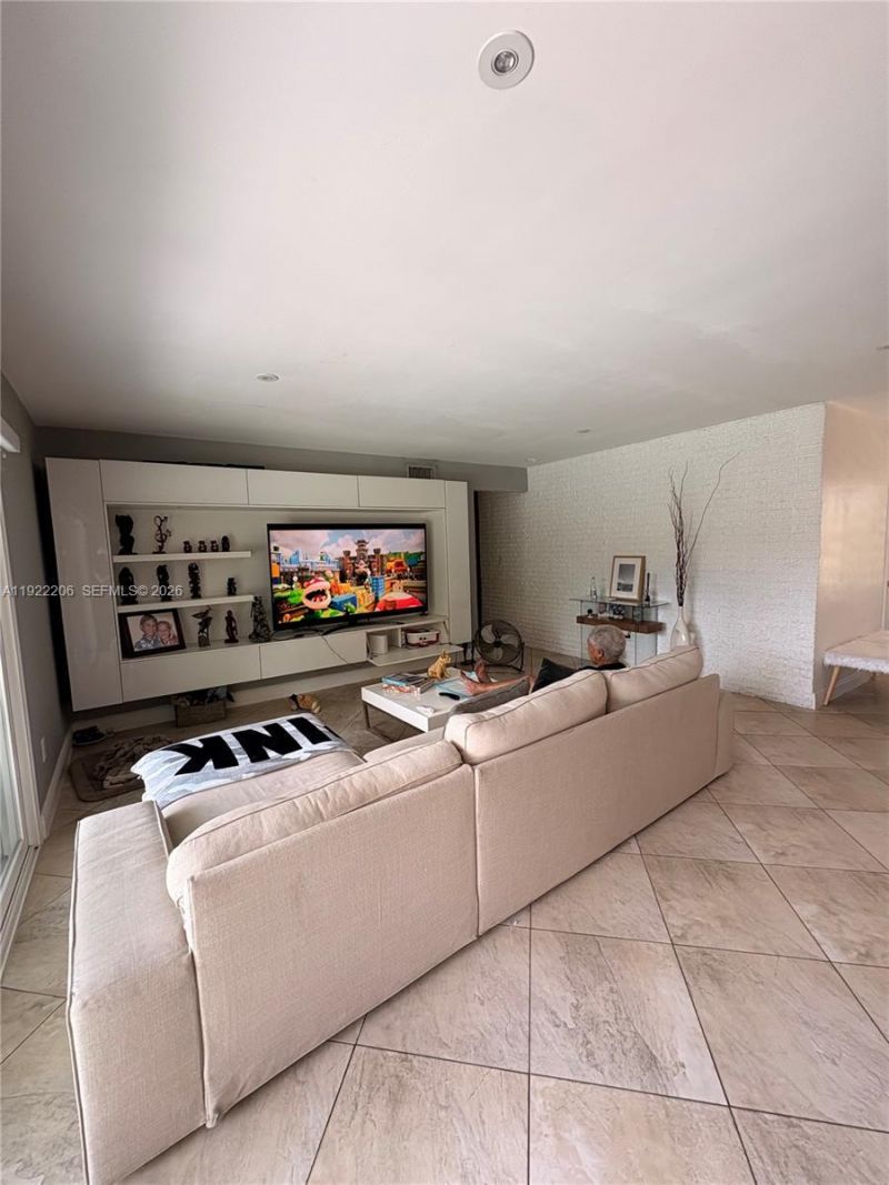 12125 NE 2nd Ave, North Miami, FL 33161 Photo