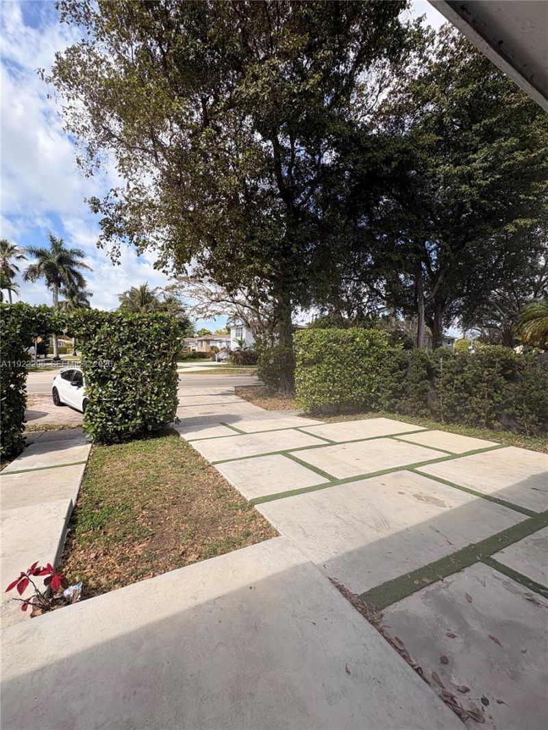 12125 NE 2nd Ave, North Miami, FL 33161 Photo