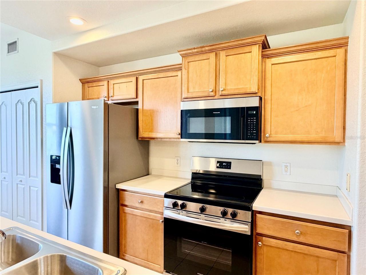 819 Fairwaycove Lane, Unit 102, Bradenton, FL 34212 Photo