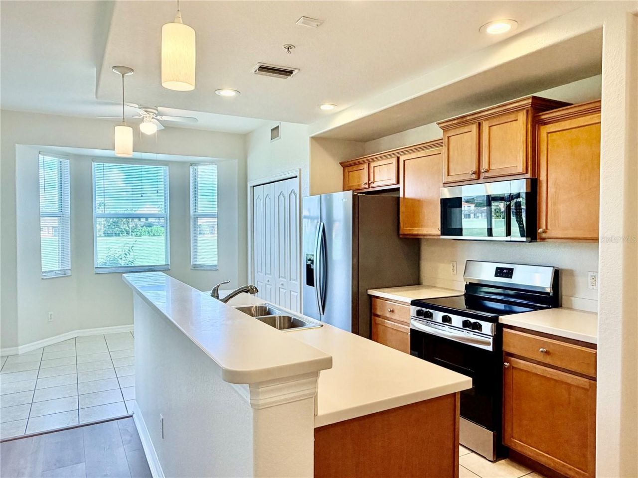 819 Fairwaycove Lane, Unit 102, Bradenton, FL 34212 Photo