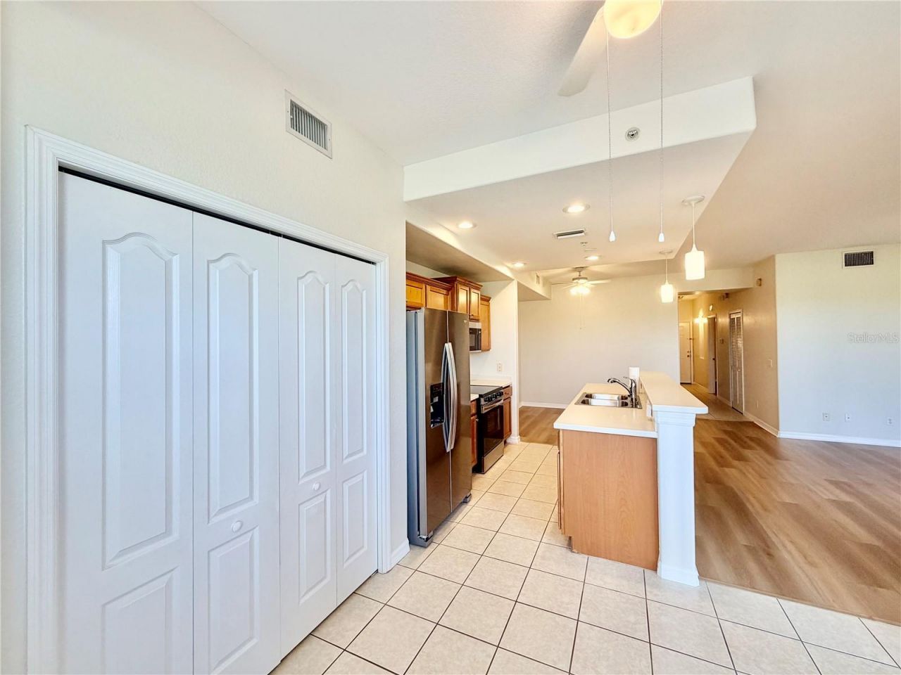 819 Fairwaycove Lane, Unit 102, Bradenton, FL 34212 Photo