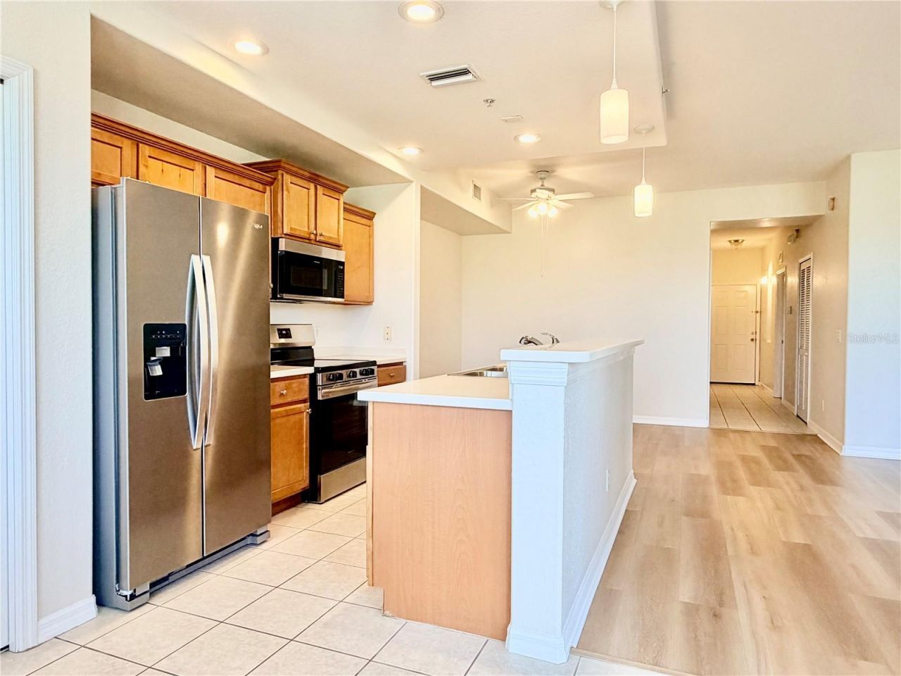 819 Fairwaycove Lane, Unit 102, Bradenton, FL 34212 Photo