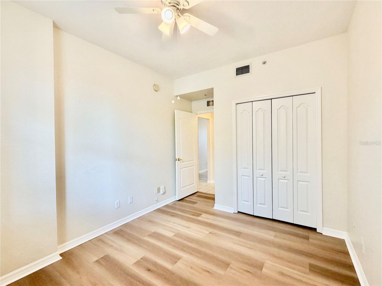 819 Fairwaycove Lane, Unit 102, Bradenton, FL 34212 Photo