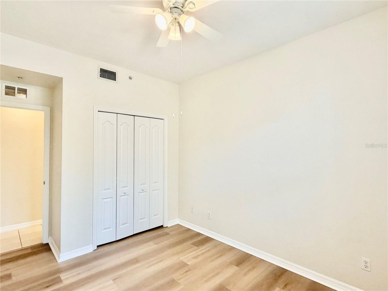 819 Fairwaycove Lane, Unit 102, Bradenton, FL 34212 Photo