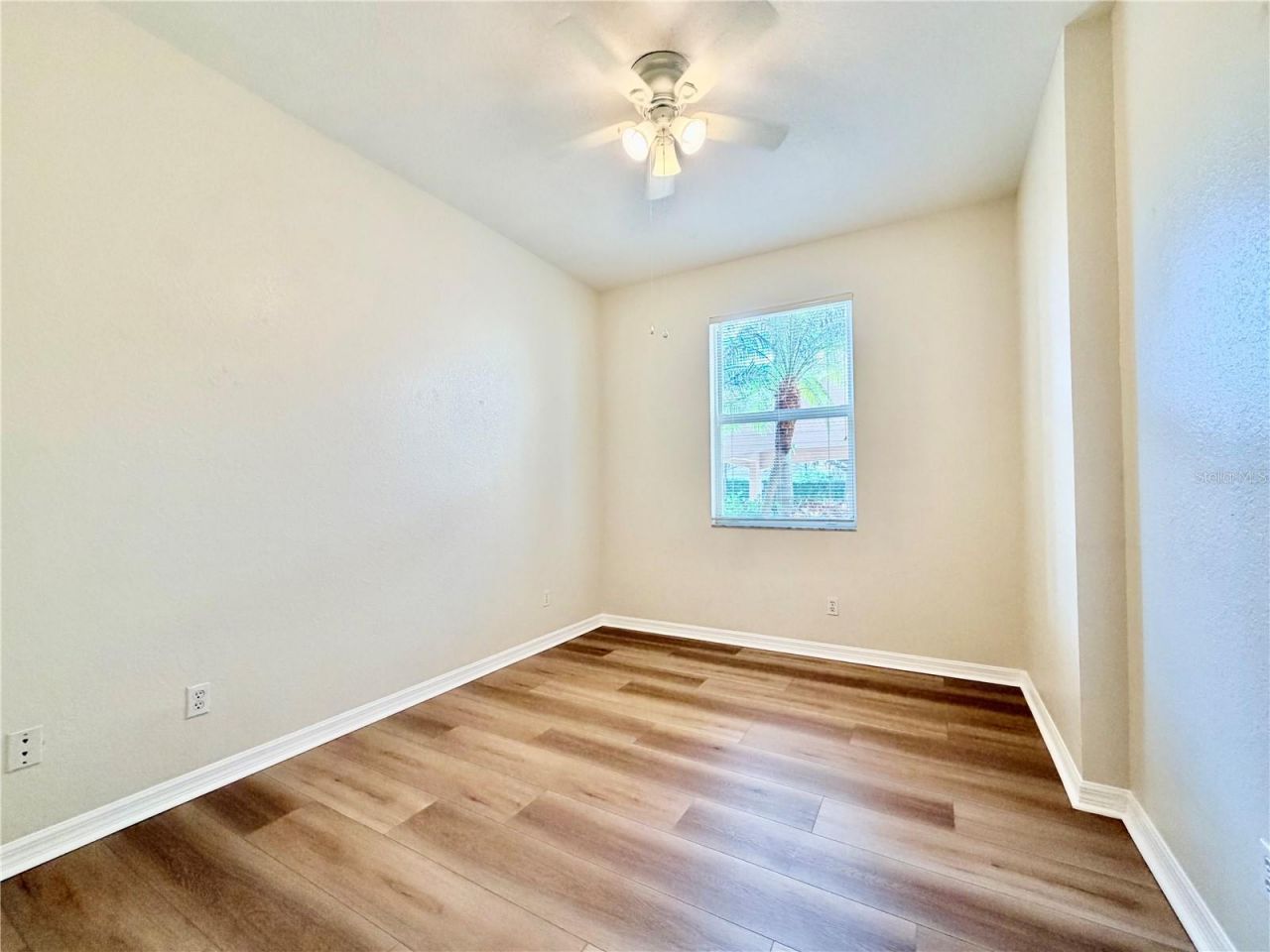 819 Fairwaycove Lane, Unit 102, Bradenton, FL 34212 Photo