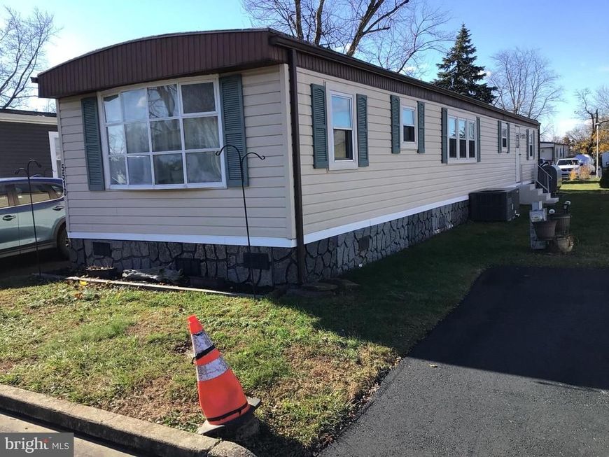 5510 Golden Drive, Morrisville, PA 19067 Main Photo