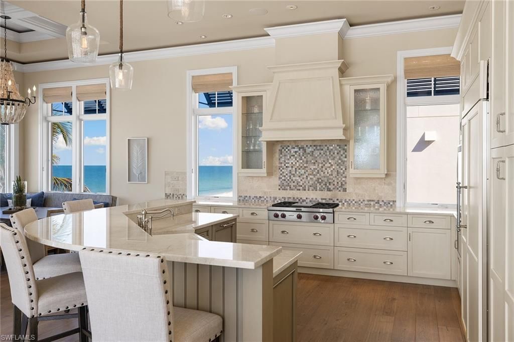 110 Kaula Ln, Bonita Springs, FL 34134 Photo