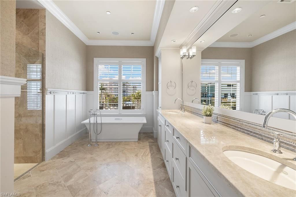 110 Kaula Ln, Bonita Springs, FL 34134 Photo