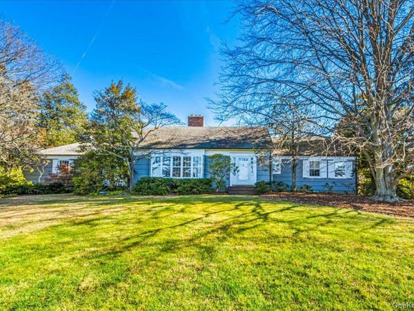 110 Hegemans Lane, Old Brookville, NY 11545