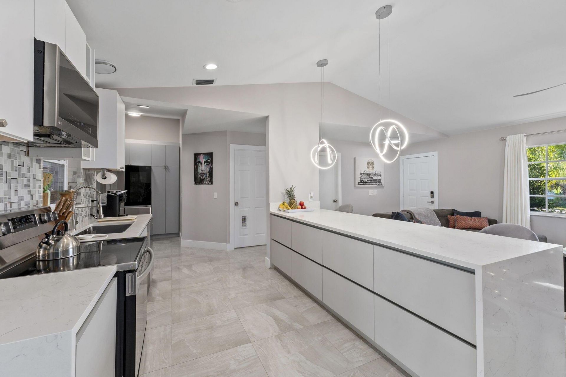 2471 SE Leithgow Street, Port Saint Lucie, FL 34952 Photo