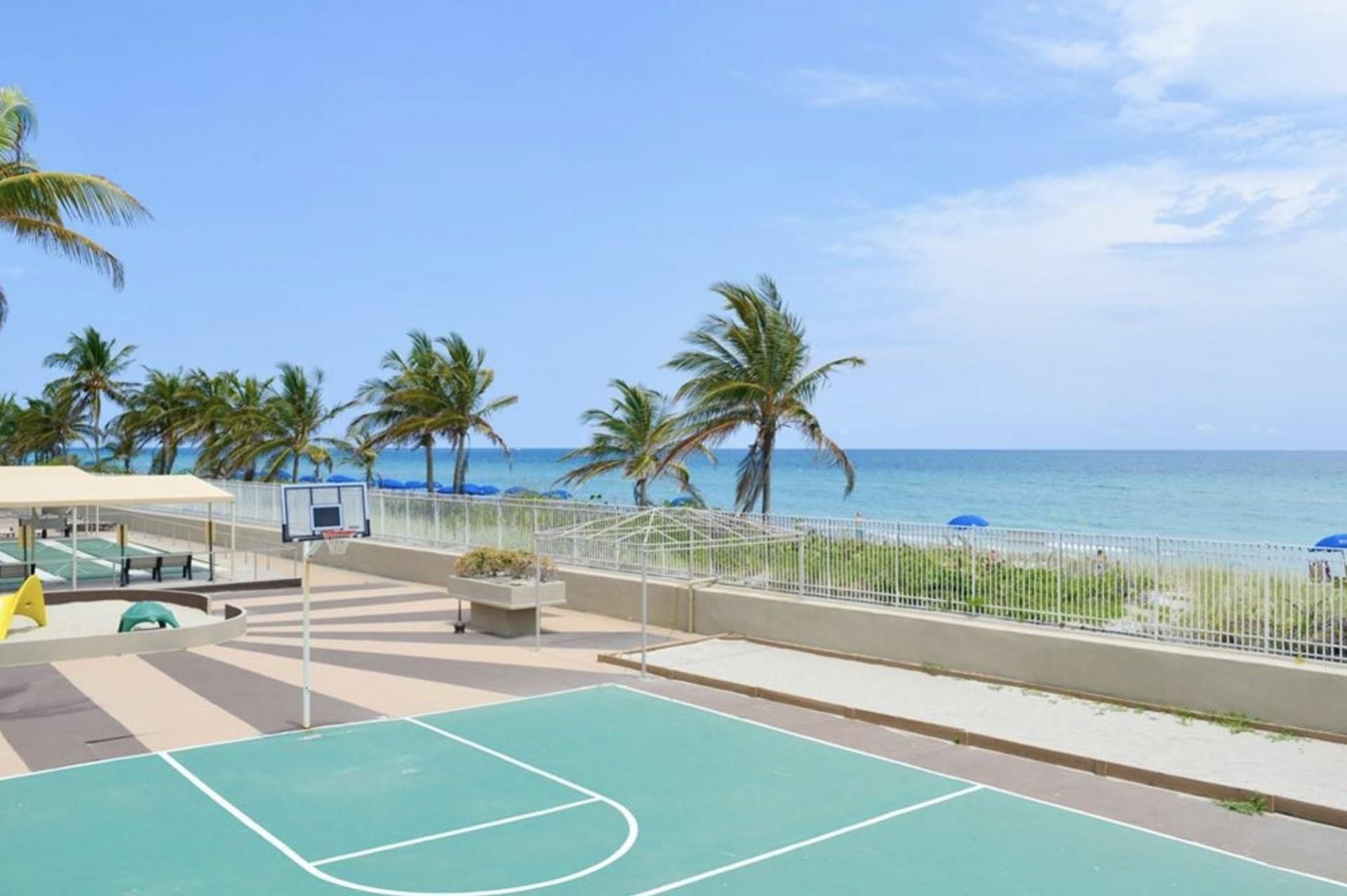 1950 S Ocean Drive, Unit 2M, Hallandale Beach, FL 33009 Photo