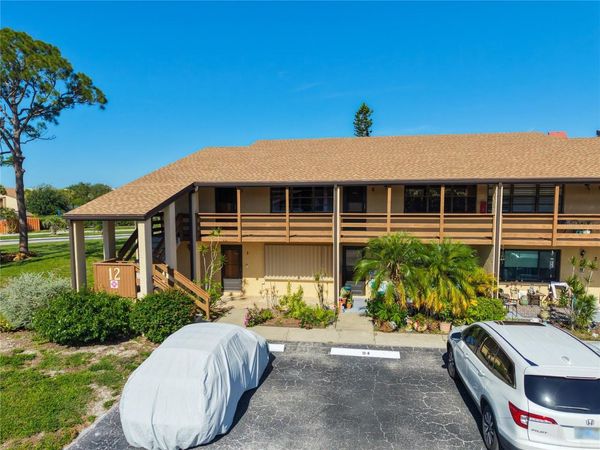 12 QUAILS RUN BOULEVARD, Unit 7, ENGLEWOOD, FL 34223