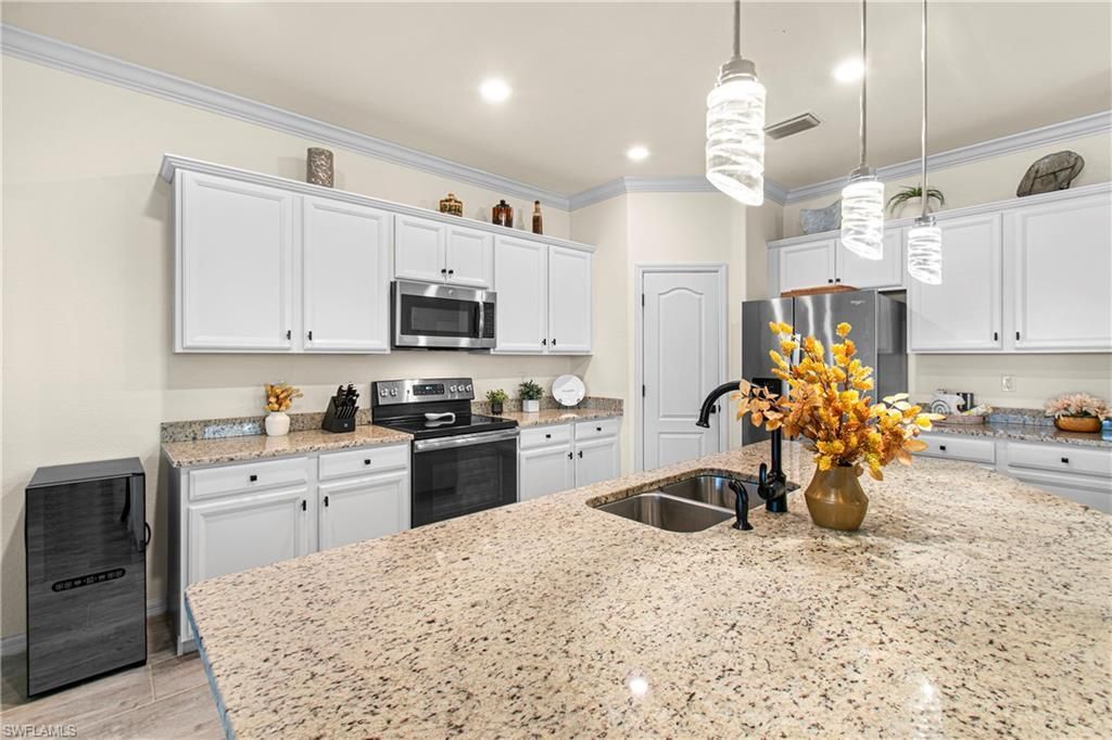 10369 Prato Dr, Fort Myers, FL 33913 Photo