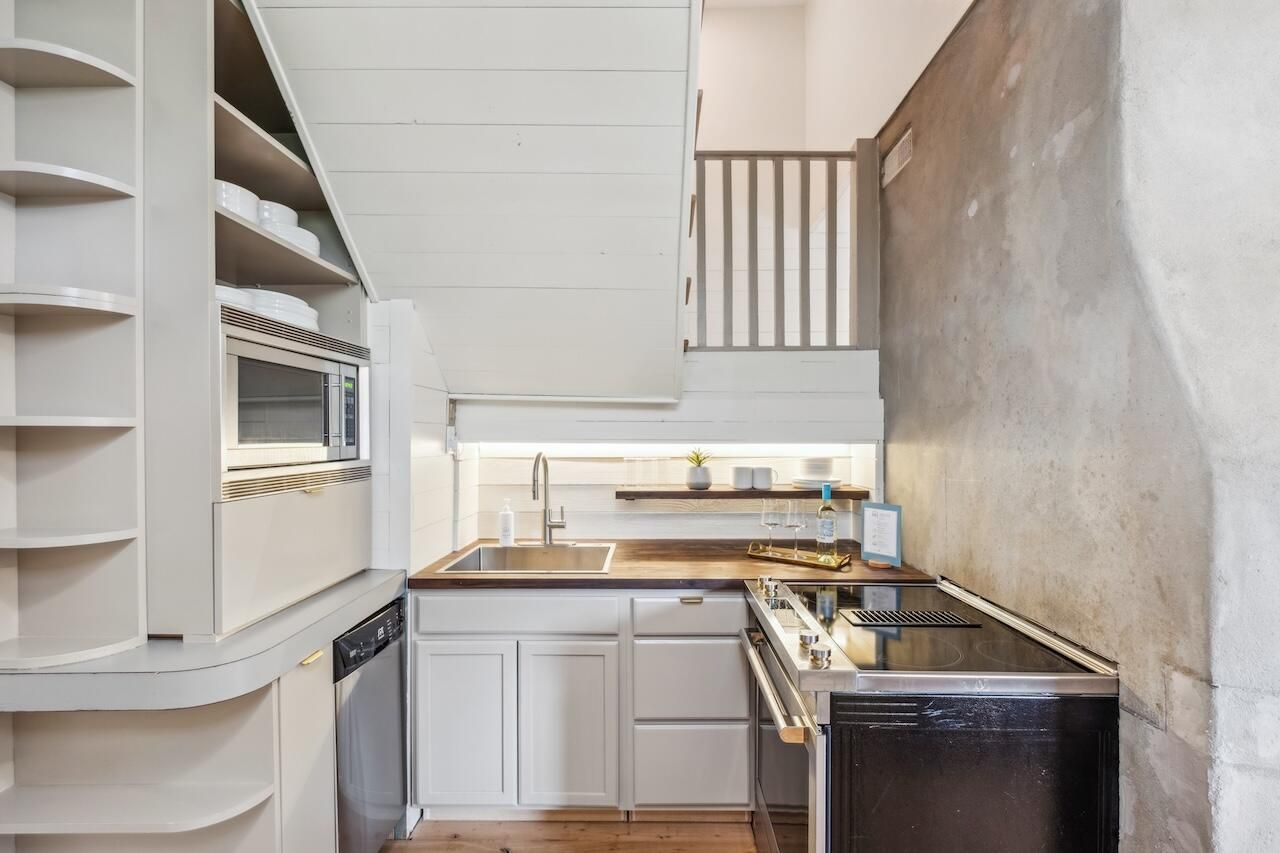 179 St Philip Street Photo 23