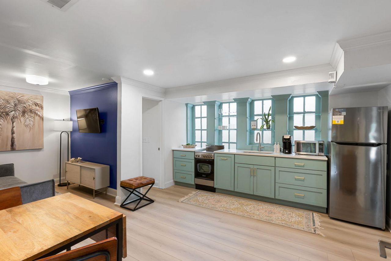 179 St Philip Street Photo 5