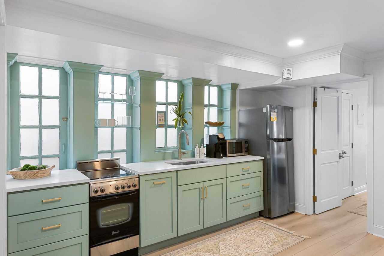 179 St Philip Street Photo 6