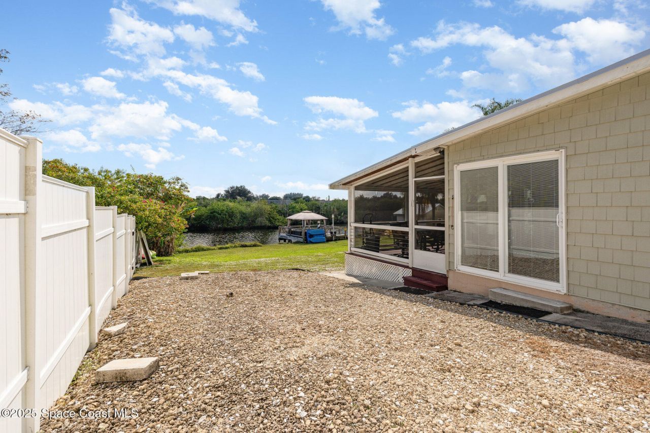 1304 Lichty Street Ne, Palm Bay, FL 32905 Photo