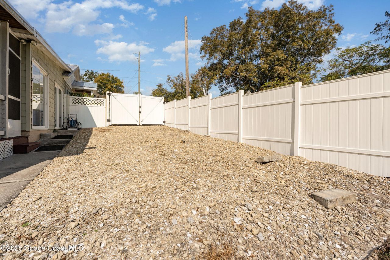 1304 Lichty Street Ne, Palm Bay, FL 32905 Photo