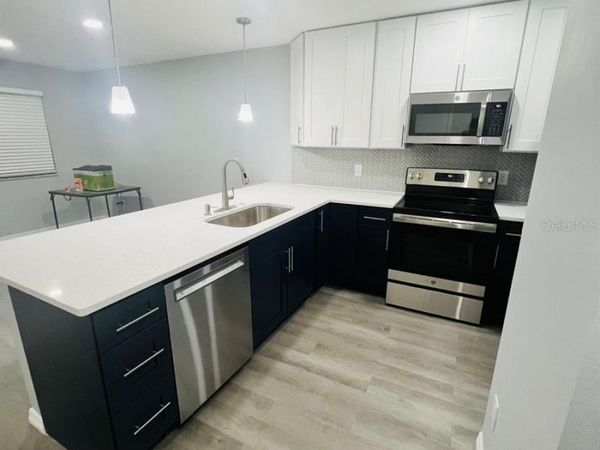 2121 WHITEWOOD COURT, ORLANDO, FL 32837