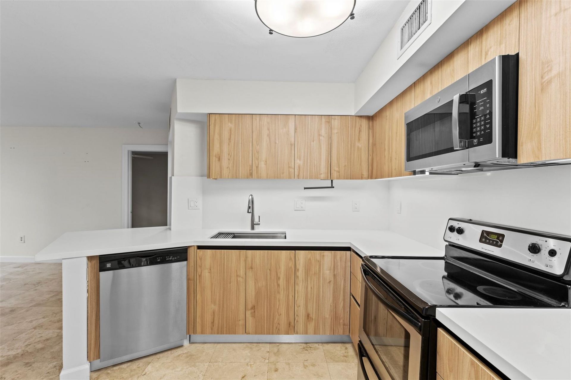 1280 S Alhambra Circle, Unit 2112, Coral Gables, FL 33146 Photo