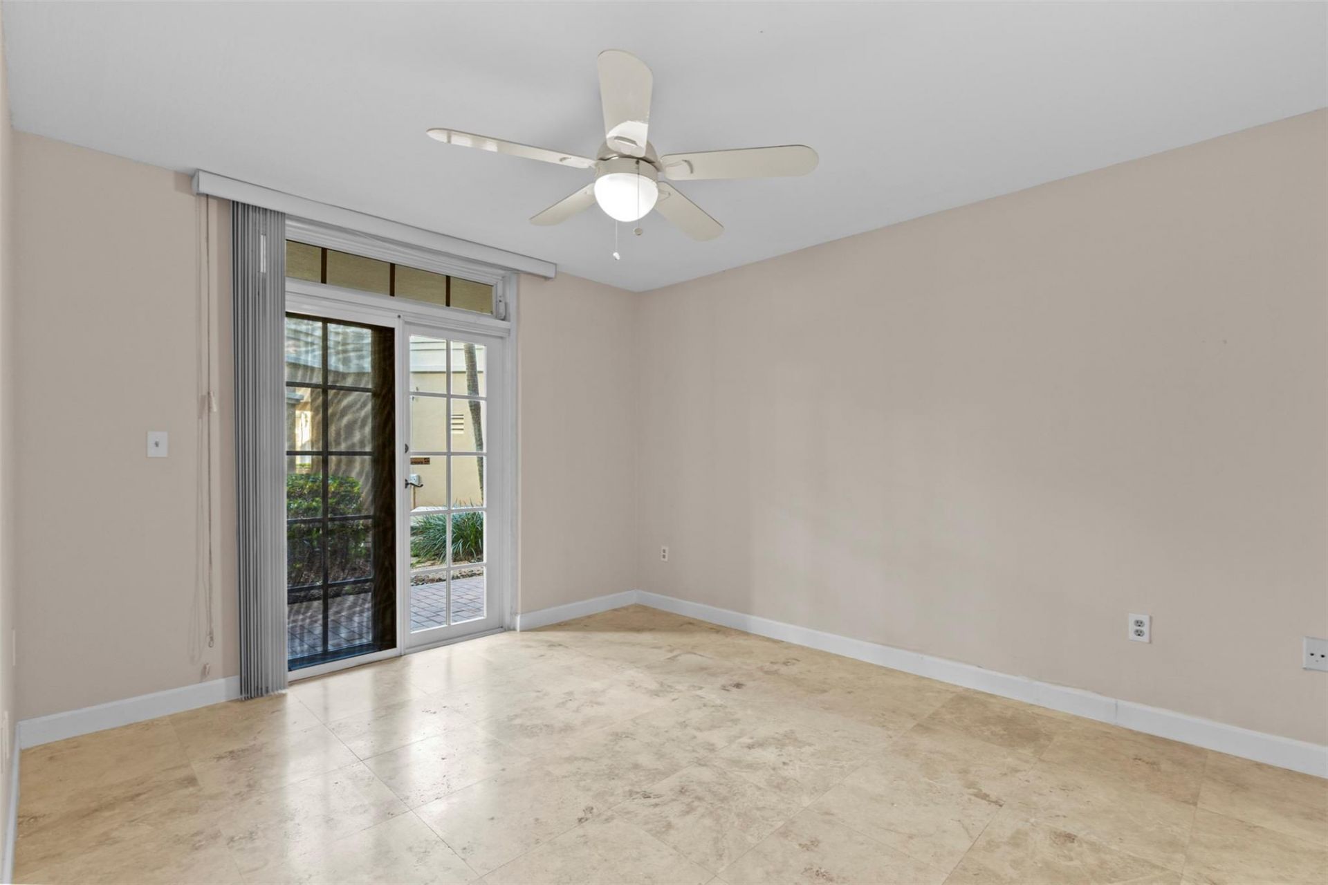 1280 S Alhambra Circle, Unit 2112, Coral Gables, FL 33146 Photo