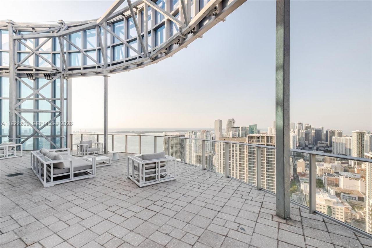 851 NE 1st Ave, Unit 3911, Miami, FL 33132 Photo