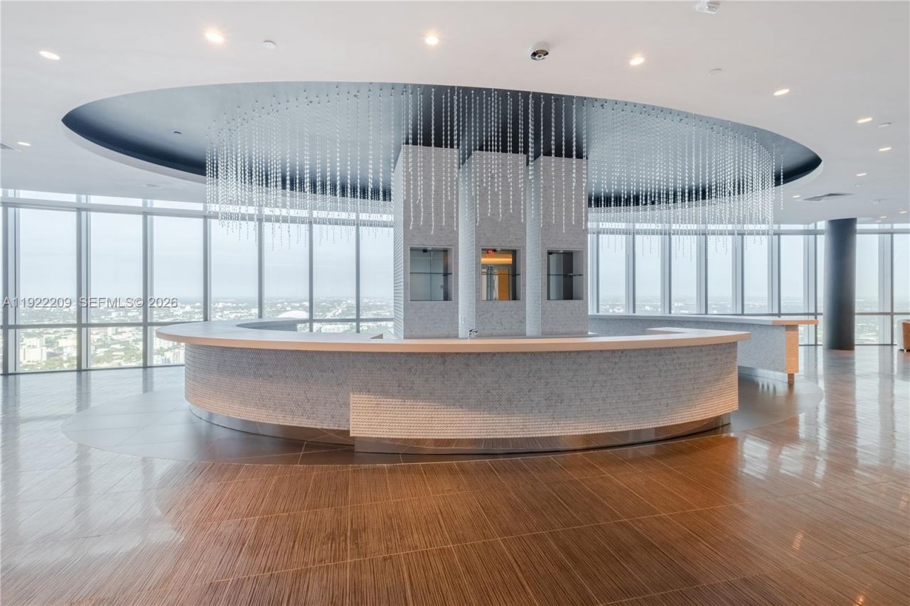 851 NE 1st Ave, Unit 3911, Miami, FL 33132 Photo