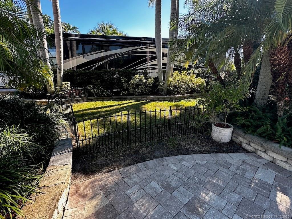 385 NW Bounday Drive, Port Saint Lucie, FL 34986 Photo