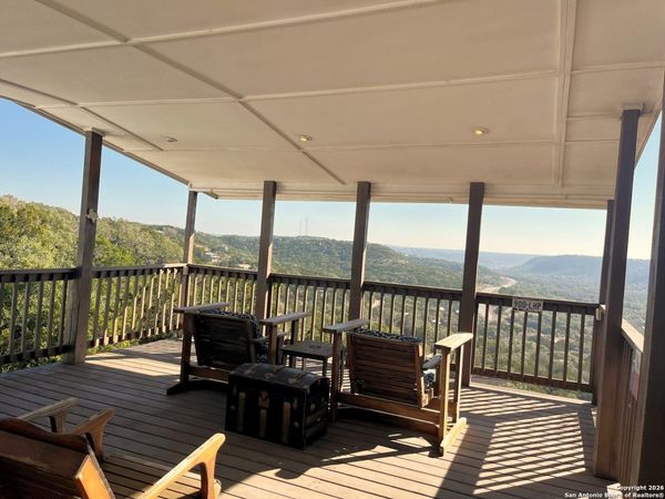 820 Hill Top, Canyon Lake, TX 78133