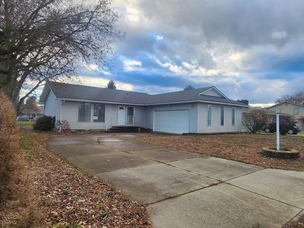 11718 E 31st Ave, Spokane Valley, WA 99206
