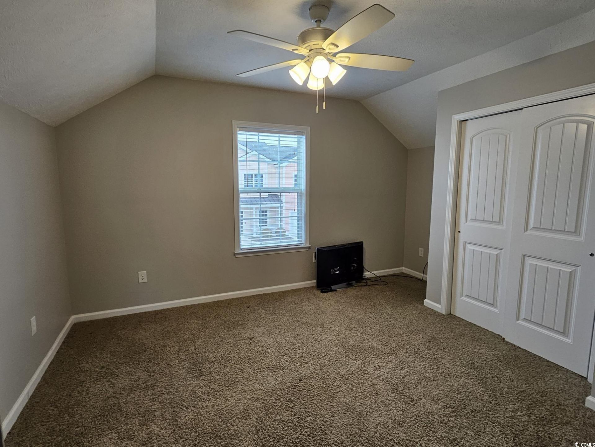 629 Surfsong Way Photo 12