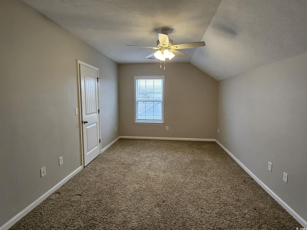 629 Surfsong Way Photo 14