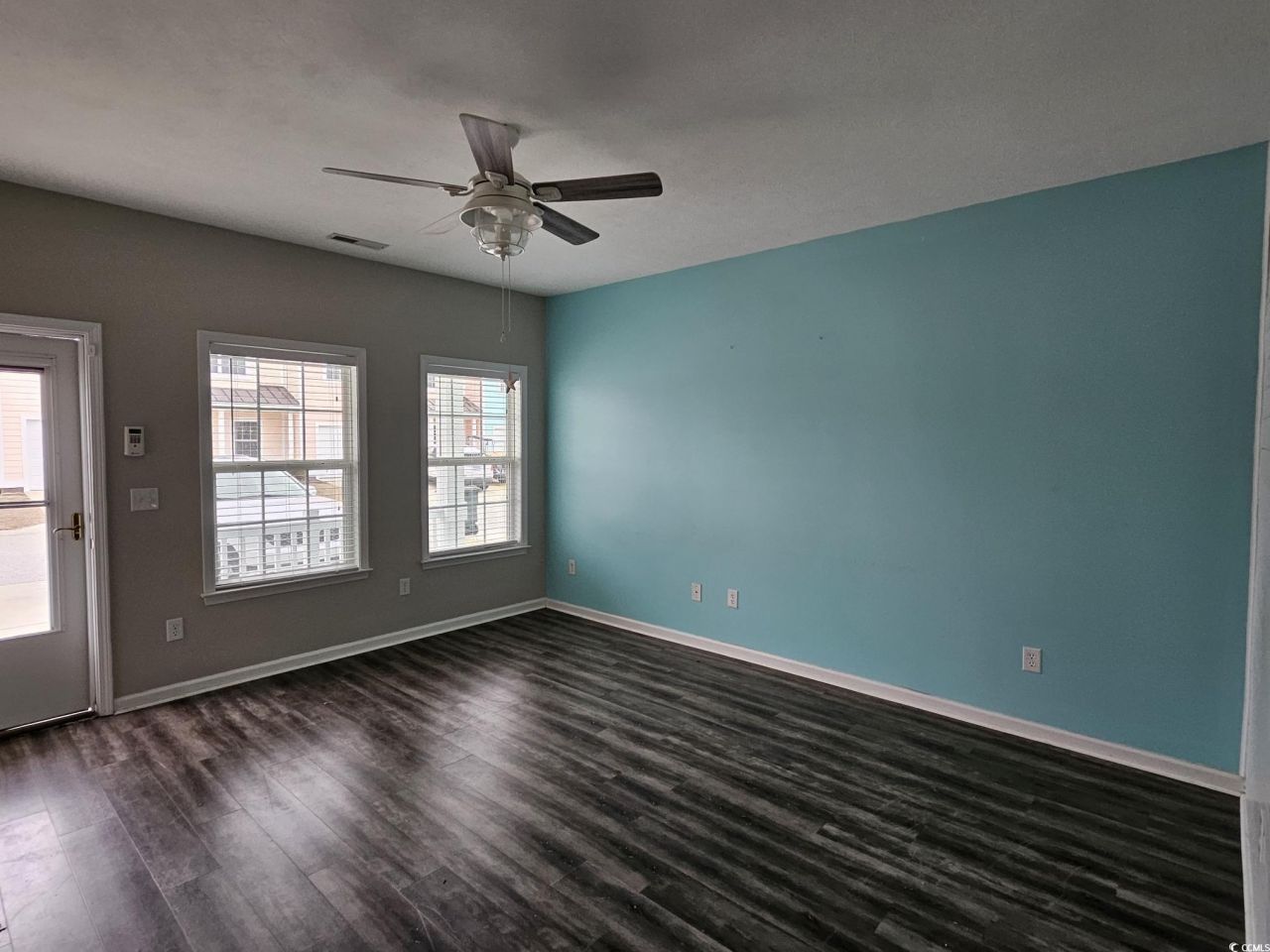 629 Surfsong Way Photo 5