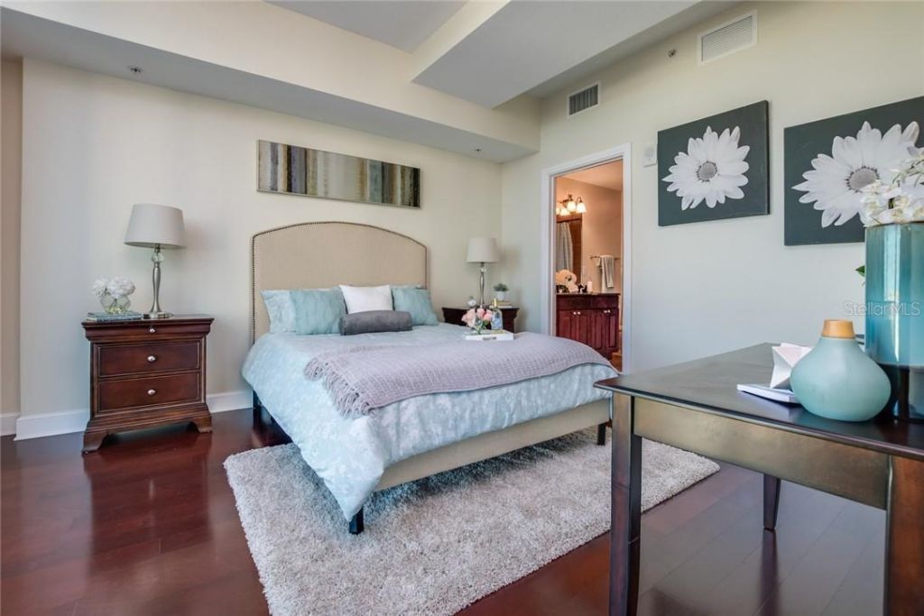 101 S Eola Drive, Unit 621, Orlando, FL 32801 Photo