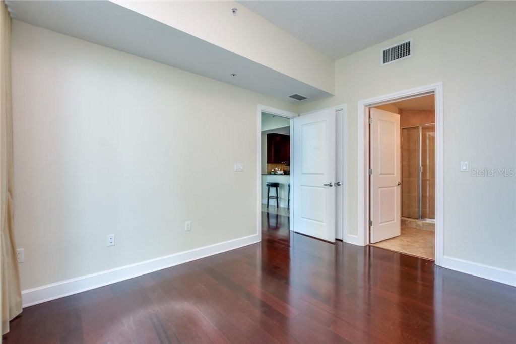 101 S Eola Drive, Unit 621, Orlando, FL 32801 Photo