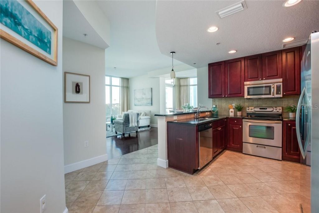 101 S Eola Drive, Unit 621, Orlando, FL 32801 Photo