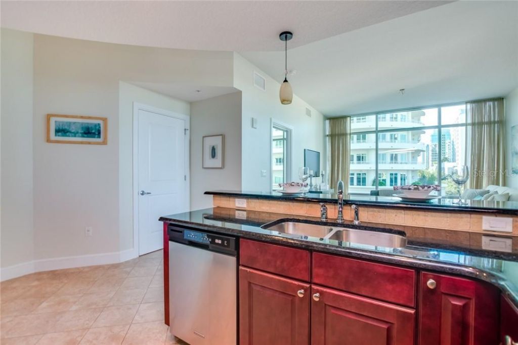 101 S Eola Drive, Unit 621, Orlando, FL 32801 Photo
