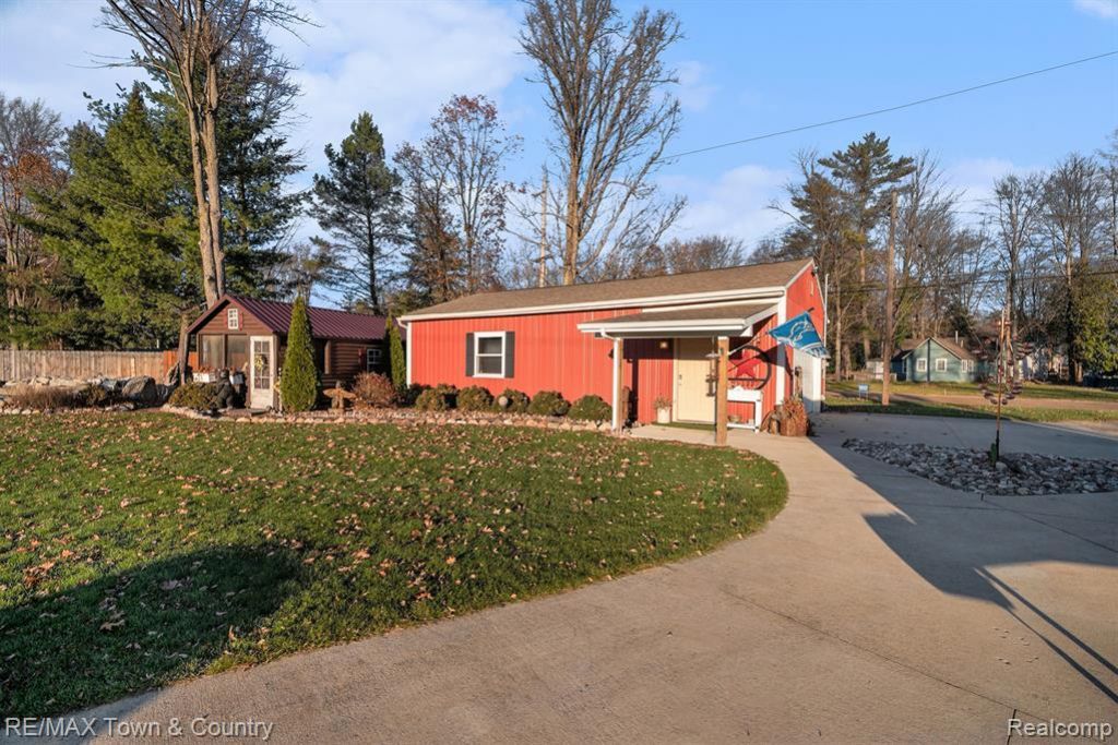 4153 Bayview Drive, Billings Township, MI 48612 Main Photo